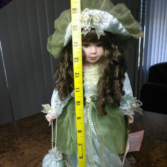 Genuine Porcelain Doll "BRIDGET" - Picture 12 of 16